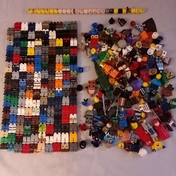 Lego Minifigure Parts Accessories Pieces Bulk Minifigures Mixed Lot WYSIWYG - Picture 1 of 8